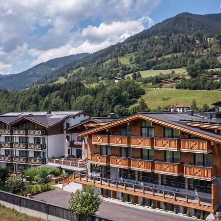 Klawunn Hotel&Apartement Kaprun Exterior foto